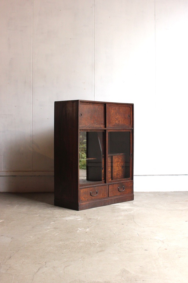 茶箪笥 碧山作 展示作品のご紹介：青貝細工手元箪笥 (明治時代｜日本│神奈川県立歴史