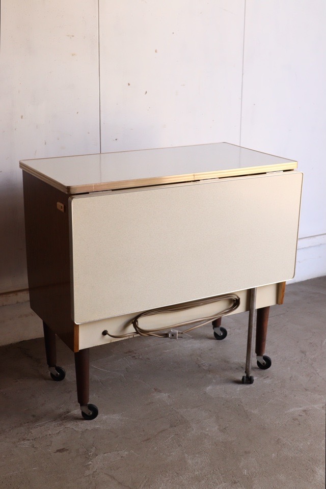 テーブルワゴン