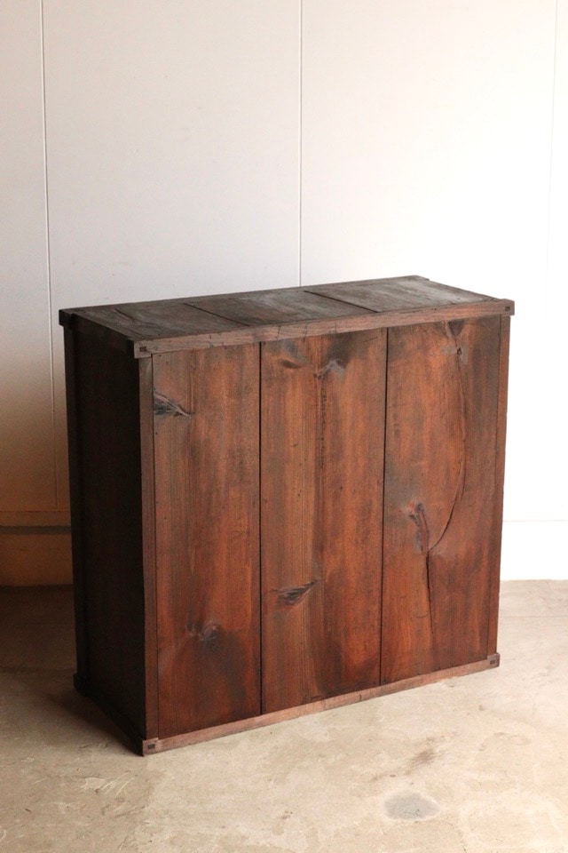 ガラス引戸棚 | 全ての商品 - 古家具古道具 そうすけ