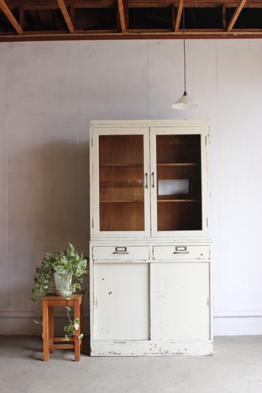 古家具 戸棚 ガラス戸棚 | 全ての商品 - 古家具古道具 そうすけ