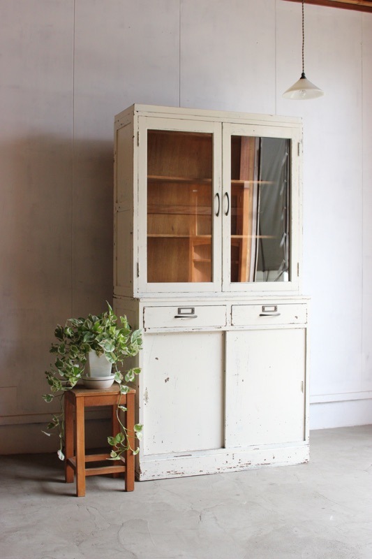 ガラス戸棚 | 全ての商品 - 古家具古道具 そうすけ