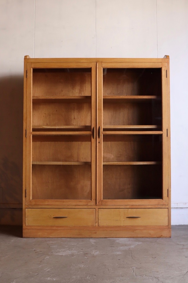 9/30まで！　古家具　木製　ガラス戸棚 ガラス戸棚 | 全ての商品 - 古家具古道具 そうすけ