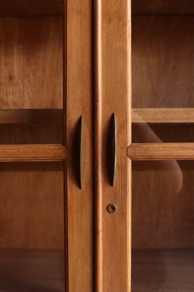 9/30まで！　古家具　木製　ガラス戸棚 9/30まで！ 古家具 木製 ガラス戸棚 9/30まで！ 古家具 木製 ガラス