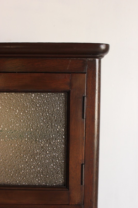 歯医者さんのチェスト