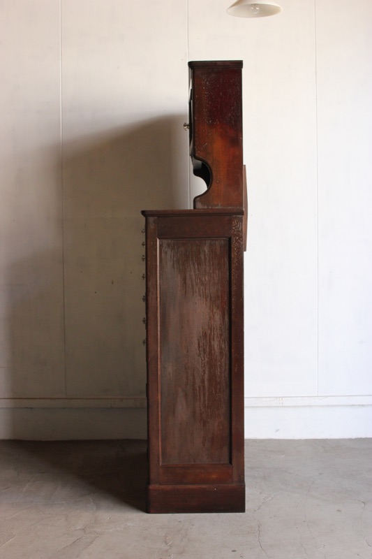 歯医者さんのチェスト