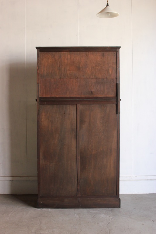 歯医者さんのチェスト