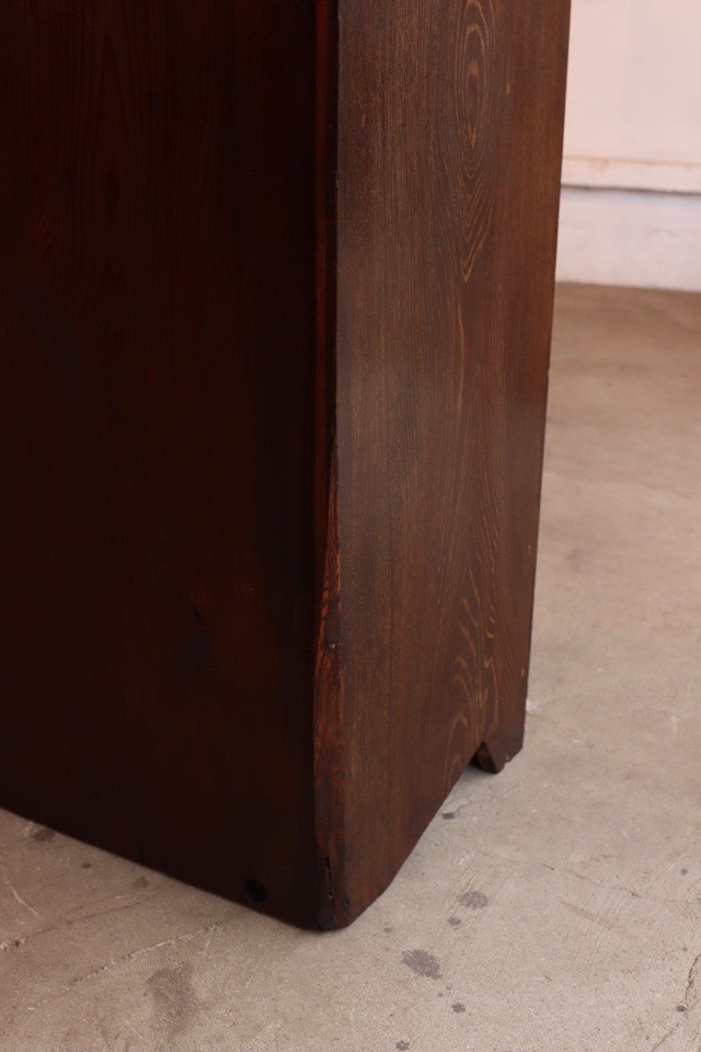 ダイヤガラスの戸棚