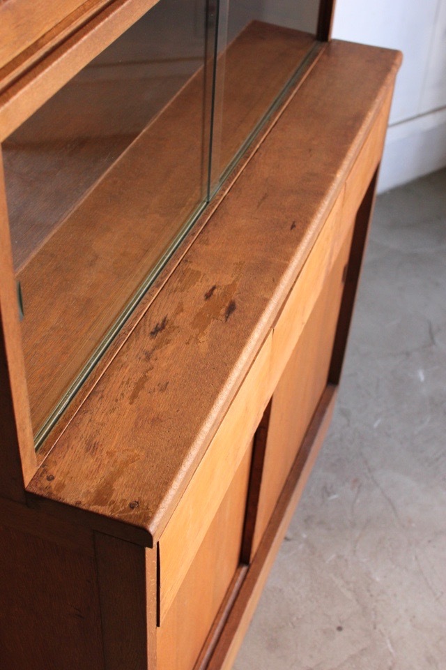 モールガラスの食器棚 | 全ての商品 - 古家具古道具 そうすけ