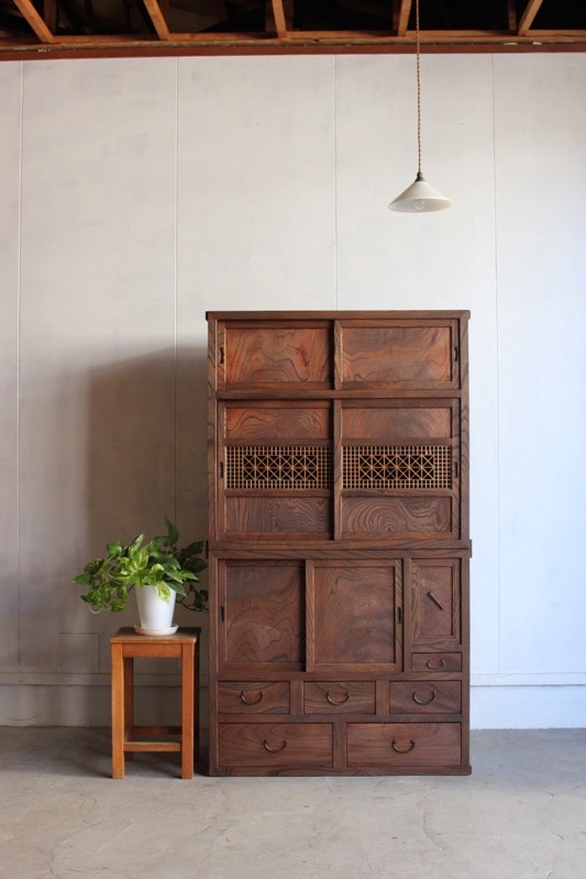 お値下げ　古道具　茶箪笥　戸棚　水屋　時代家具　古い木味　収納　アンティーク 水屋箪笥 | 全ての商品 - 古家具古道具 そうすけ