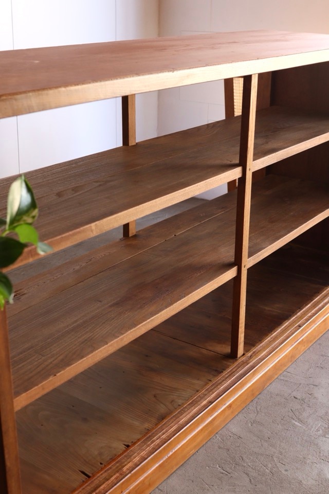 両面ガラス引戸棚　