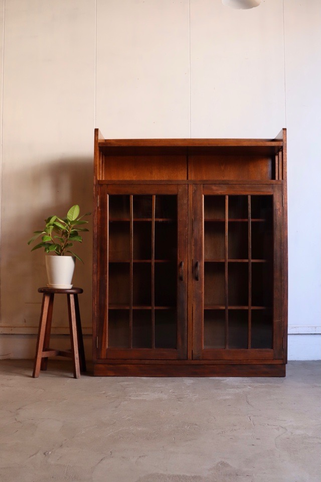 食器棚　収納　本箱　本棚　ガラス戸　古家具　古道具　アンティーク　昭和レトロ 食器棚 収納 本箱 本棚 ガラス戸 棚 古家具 古道具 アンティーク 昭和
