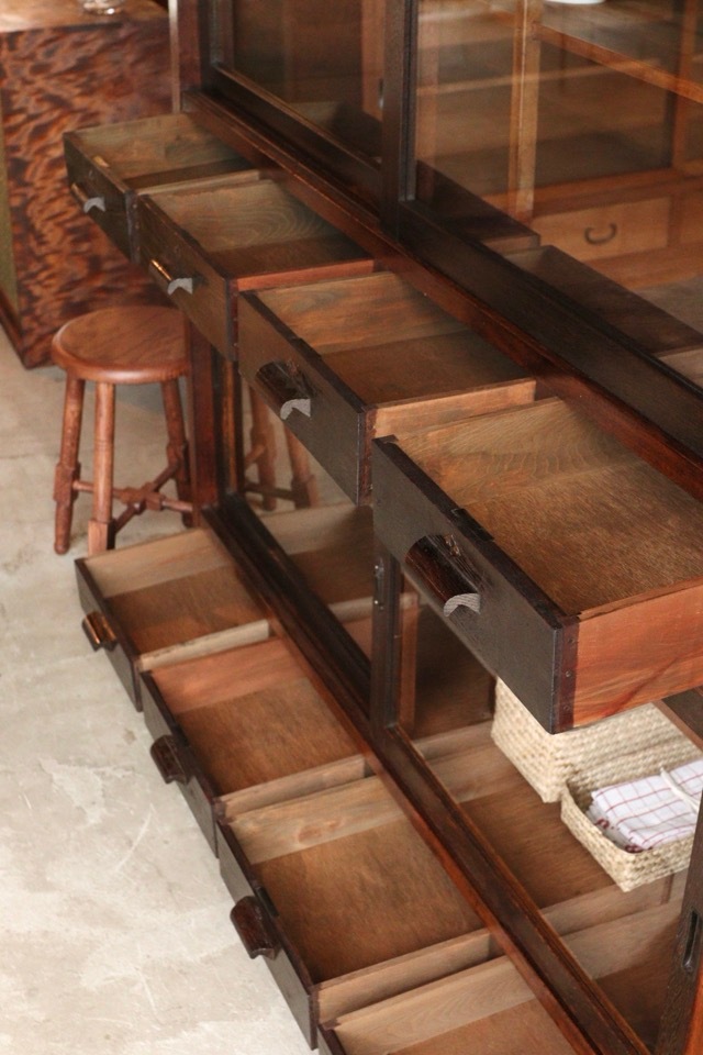 水屋箪笥 | 全ての商品 - 古家具古道具 そうすけ