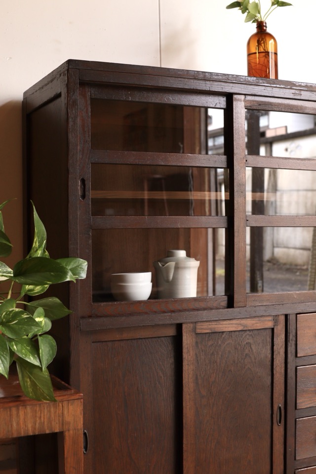 ガラス引戸棚 | 全ての商品 - 古家具古道具 そうすけ