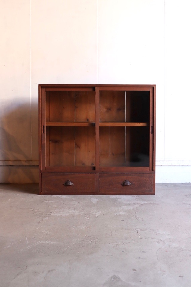 ガラス引戸棚 | 全ての商品 - 古家具古道具 そうすけ