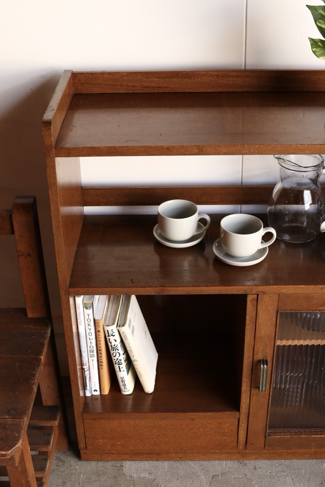 モールガラス戸棚