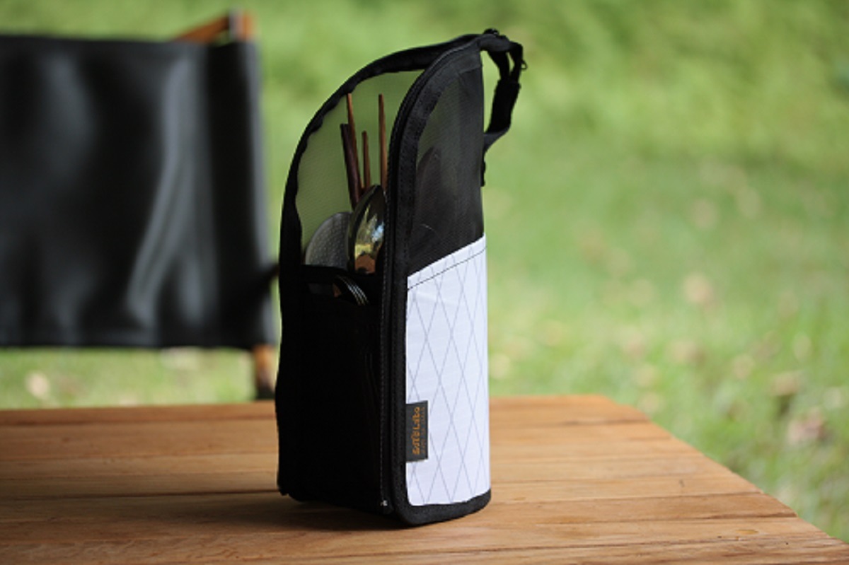 Dry mesh Cutlery case