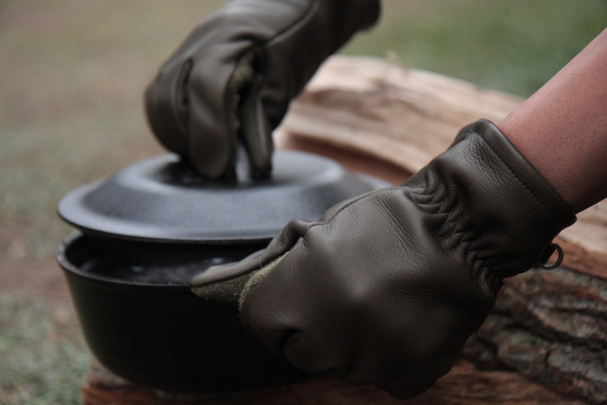 Leather Camp Gloves 001