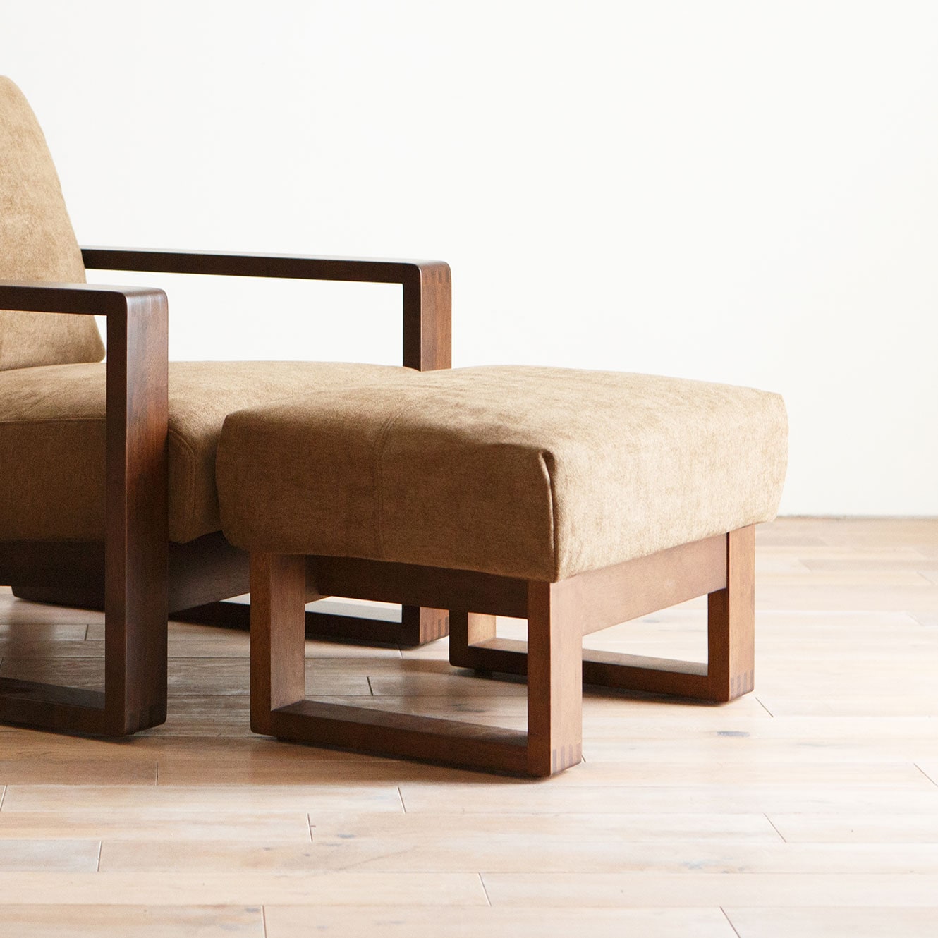 オットマン BIS/ビス