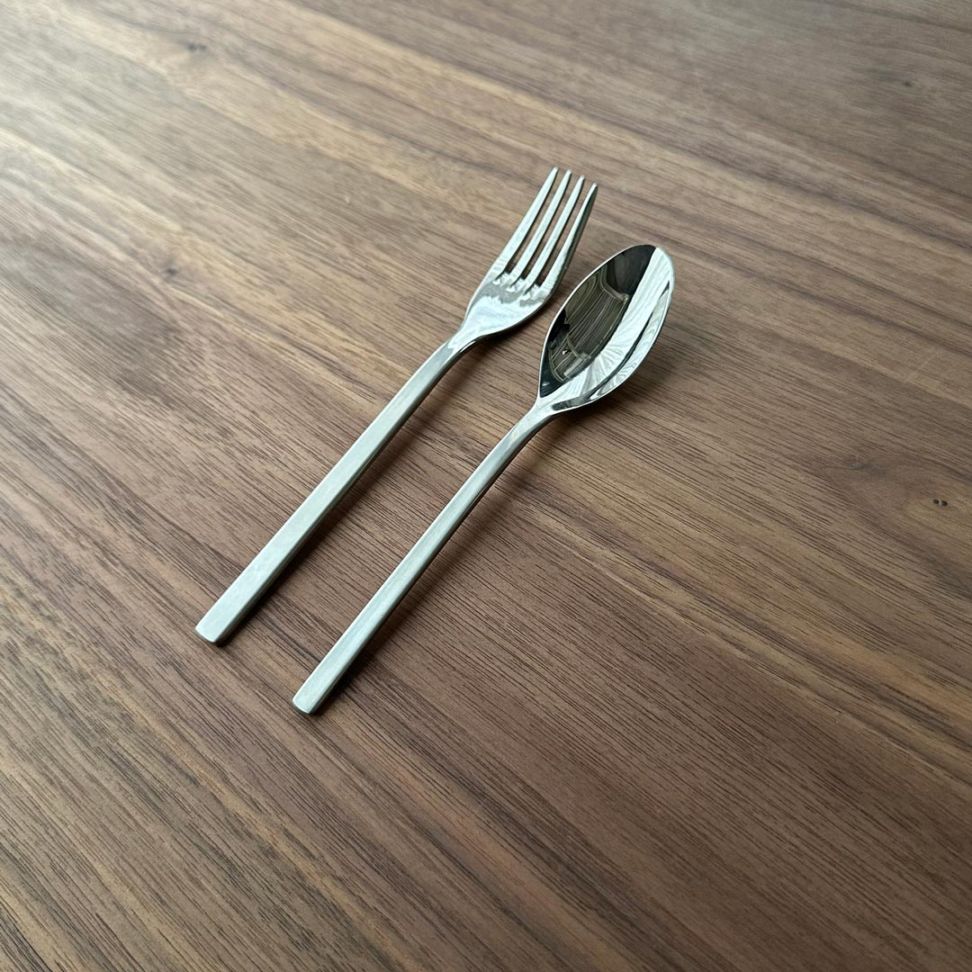 ビカード＆ヴィールプッツ 】ジローナ S ｜source公式オンラインショップ