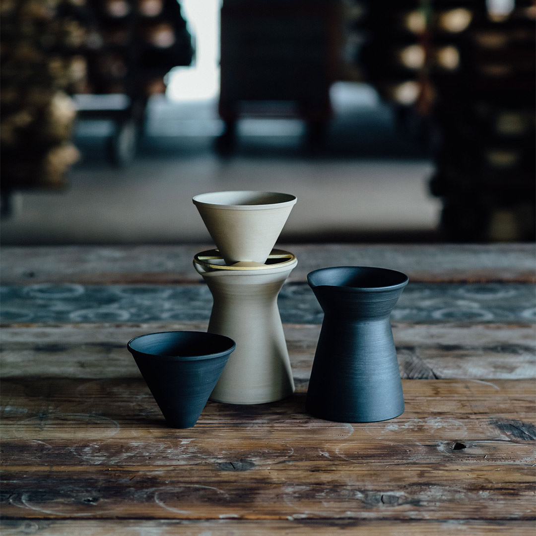 【南景製陶園】碗 高台 白貫入（湯呑み）