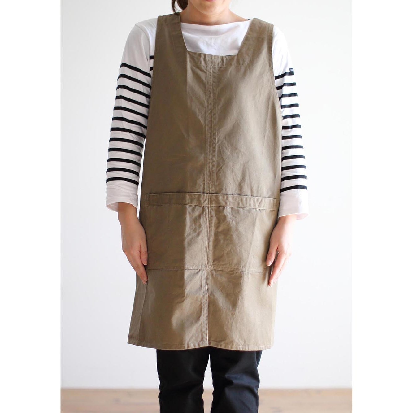 バッククロスエプロン COMODO／sourceオリジナル