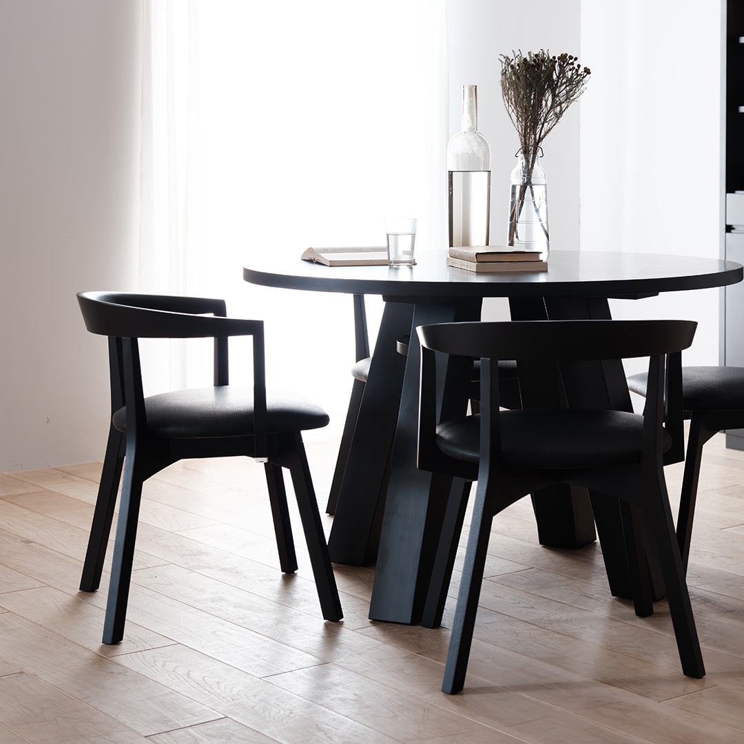 アームチェア ブラック PURO ｜source公式オンラインショップ