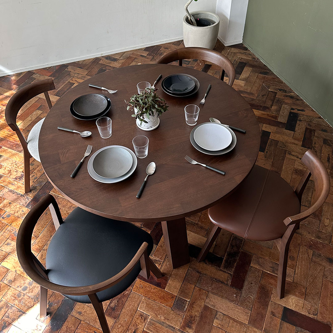 アームチェア ブラウン PURO ｜source公式オンラインショップ