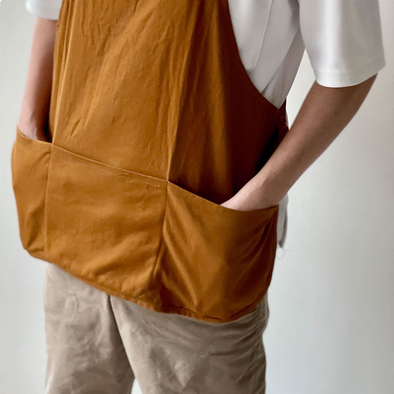 ウィークエプロン COMODO