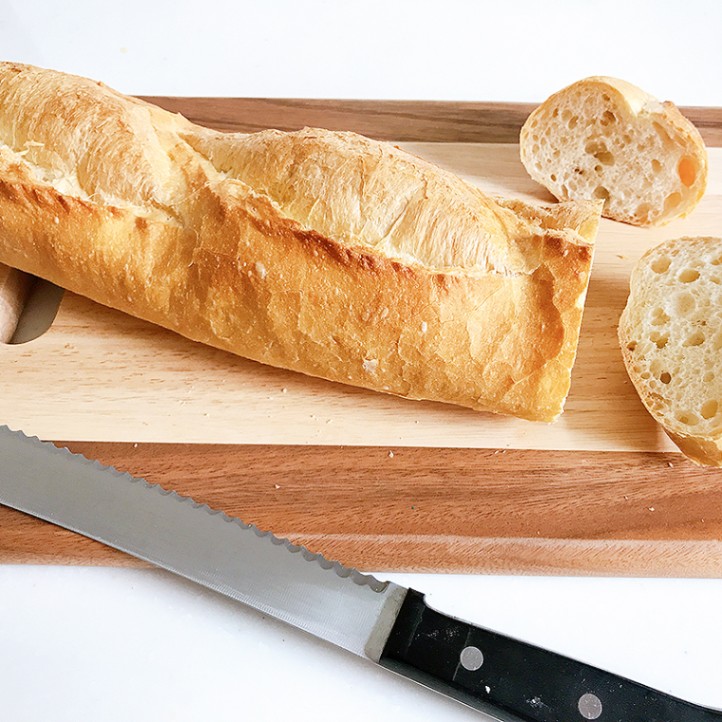 カッティングボード