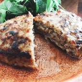 びっくりドンキー　乳・小麦・卵を使わないハンバーグ【1袋260g(固形量95ｇ×2入)】（ソース入り）