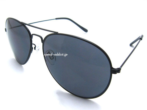CLASSIC TEARDROP SUNGLASS�ʥ��饷�å��ƥ����ɥ��åץ��󥰥饹��BLACK �� SMOKE