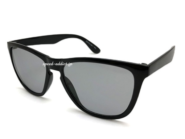 Ķ���� WELLINGTON SUNGLASS��Ķ���̥������ȥ󥵥󥰥饹��BLACK �� LIGHT SMOKE