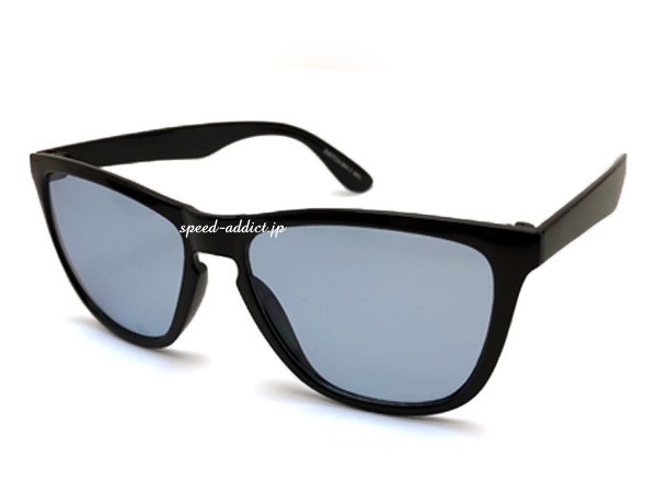 Ķ���� WELLINGTON SUNGLASS��Ķ���̥������ȥ󥵥󥰥饹��BLACK �� LIGHT BLUE