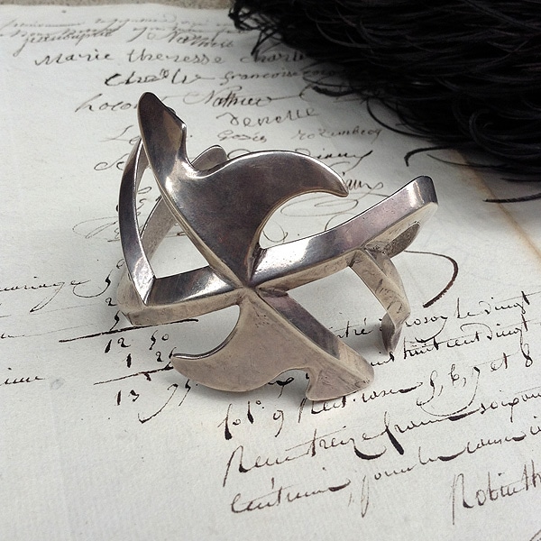 Swastika Cast Silver Bracelet ʥƥ 㥹 С Х󥰥