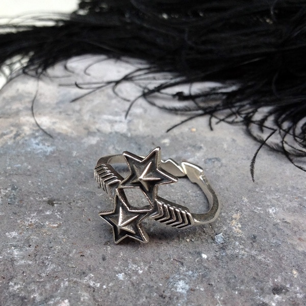 Arrow Sheriff Star Ring by Cody Sanderson�ʥ��ǥ��������������� ������ ������ե�������󥰡�