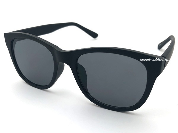 WELLINGTON RUBBER FRAME SUNGLASS�ʥ������ȥ��С��ե졼�ॵ�󥰥饹�˱�ä�BLACK �� SMOKE