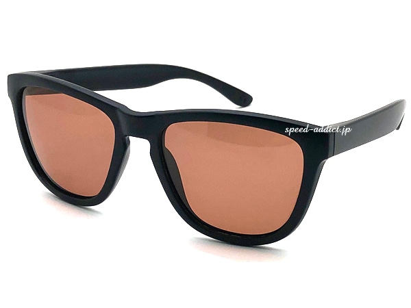 CLASSIC PORALIZED WELLINGTON SUNGLASS�ʥ��饷�å��и��������ȥ󥵥󥰥饹�˱�ä�BLACK �� BROWN