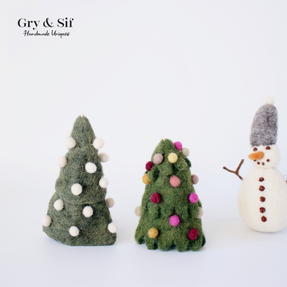 もこもこくつ下に入ったペンギンさんのクリスマスオーナメント もこもこくつ下に入ったペンギンさんのクリスマスオーナメント 40代の