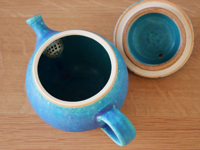 �ݽ���ƫ ����������POT