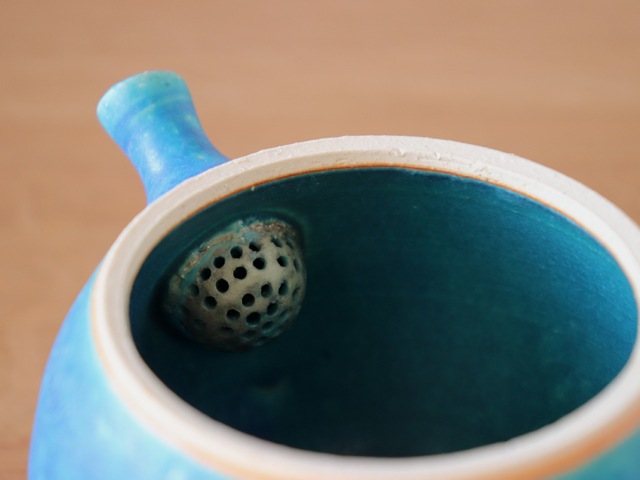 �ݽ���ƫ ����������POT