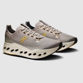 On ���� Cloudsurfer Max ���˥󥰥��塼�� 3MF30434052(Cinder/Pelican) ��������ǯ��������