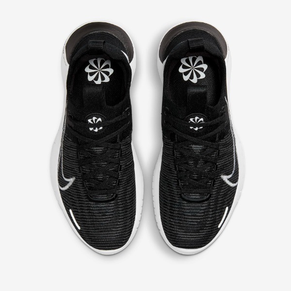 NIKE �ʥ��� ������� �ե꡼ ��� �ե饤�˥å� �ͥ����ȥͥ����㡼 ��ǥ��������˥󥰥��塼�� DX6482-002(�֥�å�/���󥹥饵����/�ۥ磻��) 