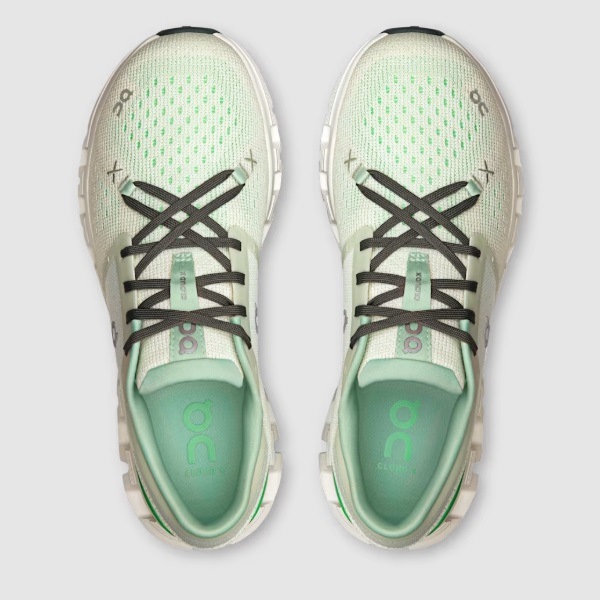 On ���� Cloud X 4 ��ǥ��������˥󥰥��塼�� 3WE30073088(Aloe/Honeydew) ��������ǯ��������