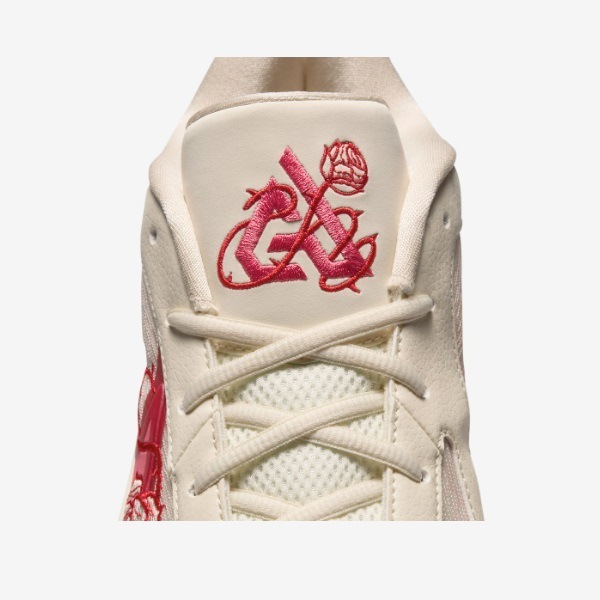 NIKE �ʥ��� ������ե꡼�� 6 NRGEP �Х����åȥܡ��륷�塼�� FV1294-100(�����ʥåĥߥ륯/������/��˥С����ƥ���å�/���������ԥ�) ��������ǯ��ǥ롪��