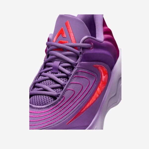 NIKE �ʥ��� ��˥� ���⡼����ƥ� 4 EP �Х����åȥܡ��륷�塼�� FQ3681-500(�֥�å��饺�٥꡼/�ۥåȥѥ��/�ۥåȥե塼����/���������ԥ�) ��������ǯ��ǥ롪��