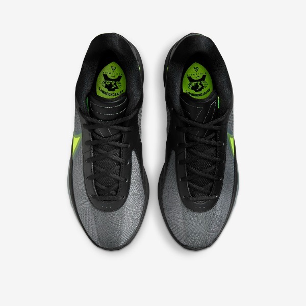 NIKE �ʥ��� ��˥� ������ �ե꡼�� 6 EP �Х����åȥܡ��륷�塼�� FJ7807-001(�֥�å�/�����륰�졼/���������॰�꡼��/�ܥ��) ��������ǯ��ǥ롪��