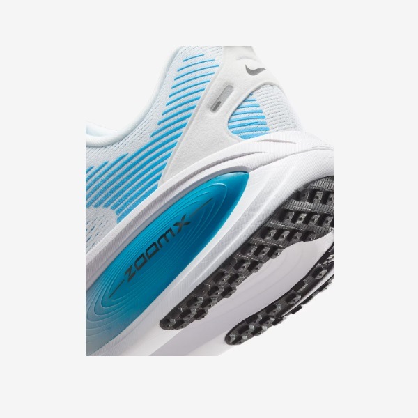 NIKE �ʥ��� ������ �ܥ�� 18 ���˥󥰥��塼�� HM6803-109(�ۥ磻��/�֥롼�ҡ�����/�֥�å�) ��������ǯ��ǥ롪��