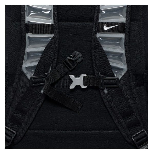 NIKE �ʥ��� �������ƥ� ���꡼�� �Хå��ѥå� ���ݡ��ĥХå����ǥ��Хå� HM9965-010(�֥�å�/�֥�å�/(�᥿��å�����С�)) ��������ǯ��ǥ롪��