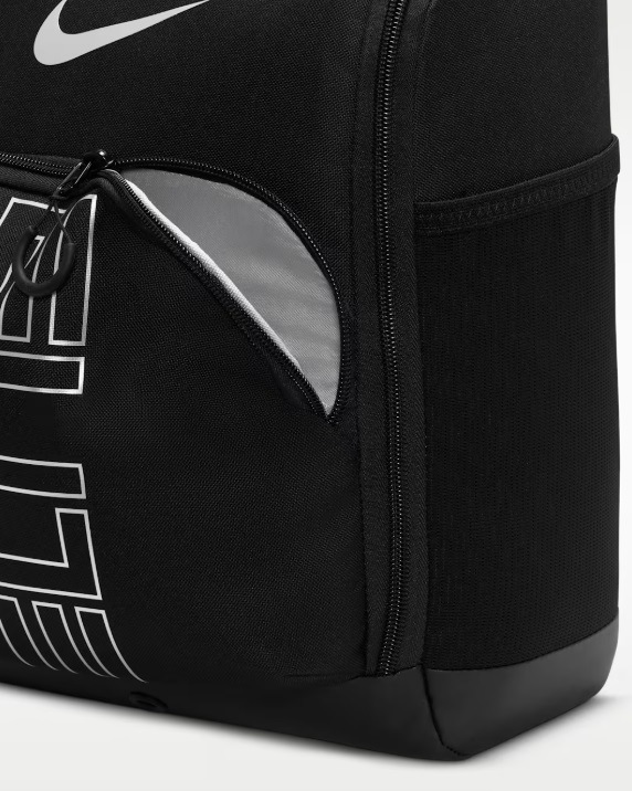 NIKE �ʥ��� �С����ƥ� ���꡼�� ���塼�Хå� ���ݡ��ĥХå������塼���Хå� HM9970-010(�֥�å�/�֥�å�/�᥿��å�����С�) ��������ǯ��ǥ롪��