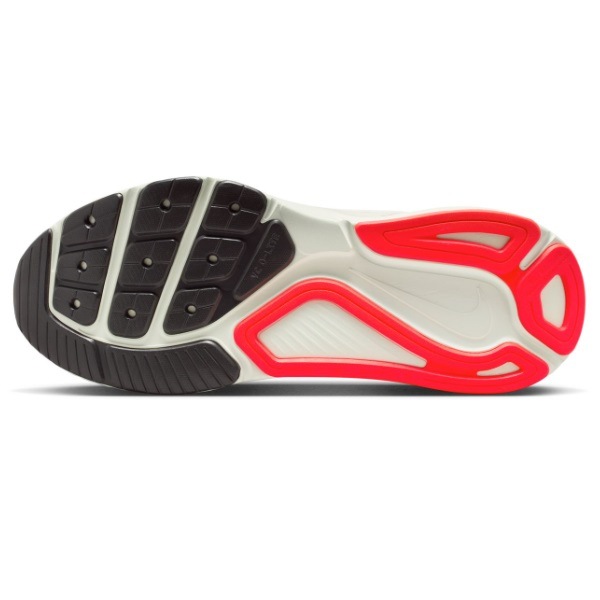 NIKE �ʥ��� ���ȥ饯���㡼 26 �磻�� ���˥󥰥��塼�� HQ2588-106(�ۥ磻��/�֥饤�ȥ���ॾ��/��åɥ��å���/���ץ롼��������/�ȥѡ����������) ��������ǯ��ǥ롪��